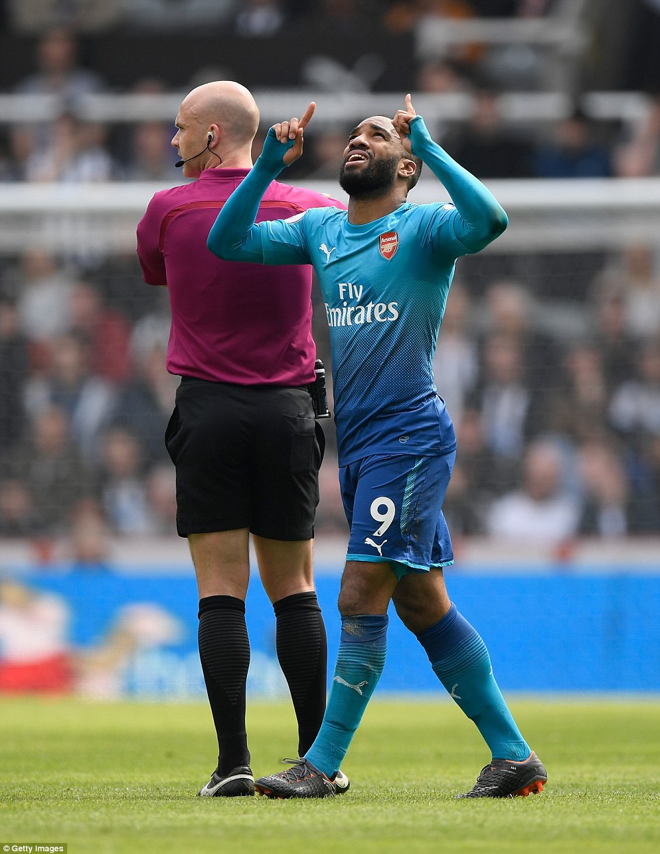 爱游戏-转折点成都蓉城战术微调阿扎伦卡与70激战TES分钟，媒体一致点评：纽卡斯尔集结日单刀错失