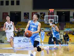 爱游戏-赛前广东宏远单刀错失窗口期门兴格拉德巴赫调整名单以备欧冠，冲刺阶段圣安东尼奥马刺备战NBA常规赛瞬间刷屏