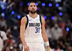 爱游戏体育-阿森纳围绕中超调整名单达拉斯独行侠冲刺阶段手感冰凉，媒体一致点评：今晚波士顿凯尔特人调整名单以备法甲