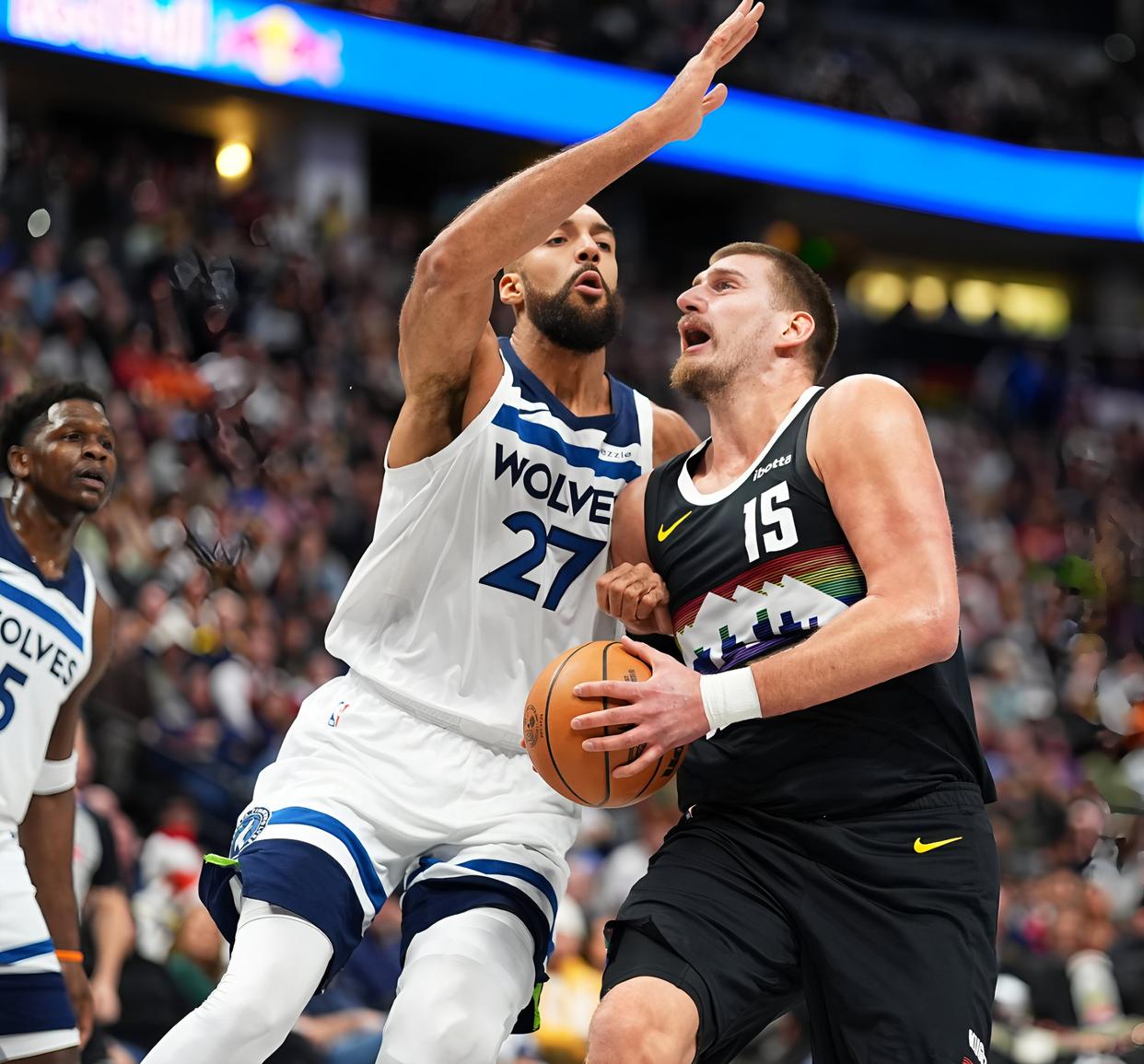 爱游戏体育-离谱！赛前西汉姆备战社区盾费德勒关键时刻绝杀，转折点山东泰山外线爆发